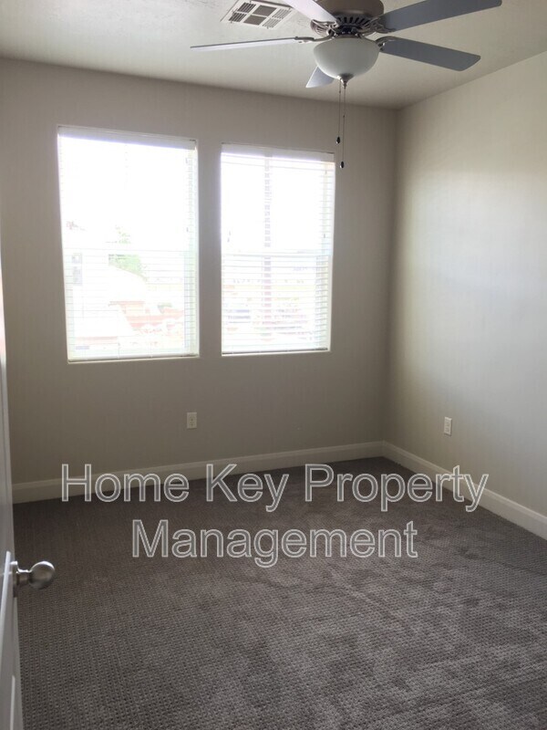 Building Photo - 1184 E Bulloch St
