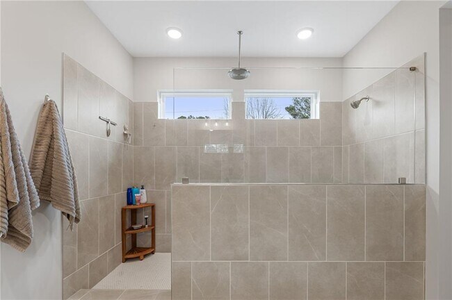 Building Photo - 4815 Briscoe Dr