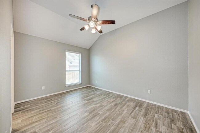 Building Photo - 12120 Mossygate Trl