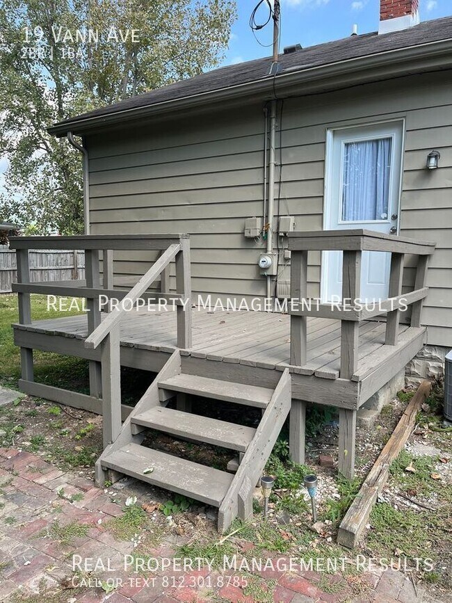 Building Photo - 19 Vann Ave