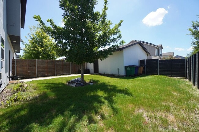 Building Photo - 5501 Charles Merle Dr.