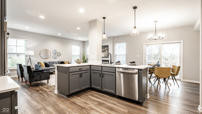 Building Photo - 17491 Fetzer Ct