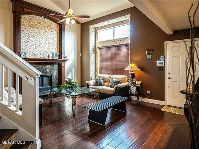 Building Photo - 6609 Parque Del Sol Dr