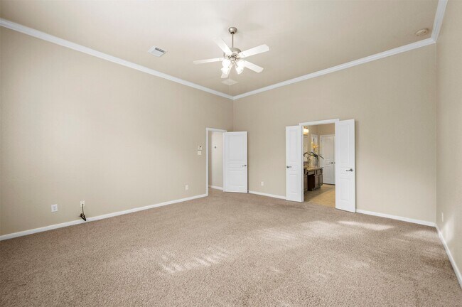 Building Photo - 10907 Lombardia Ct