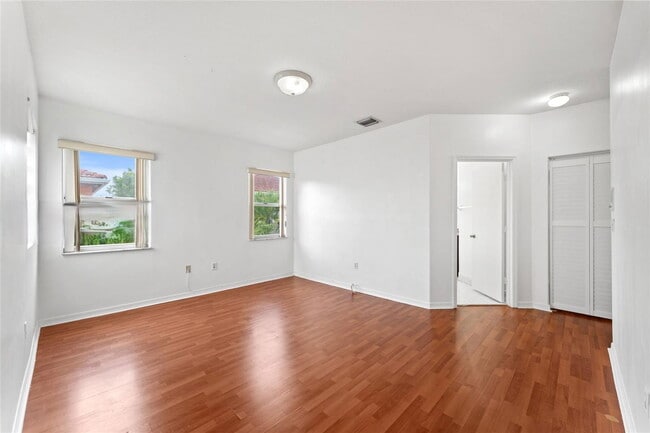 Building Photo - Northwest 51st Lane, Doral, FL 33178 - 3 BR 2.5 BA house