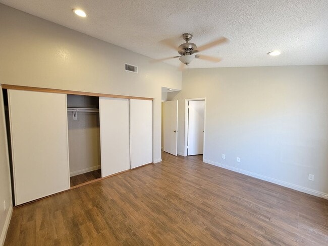 Building Photo - 861 W Legion Rd