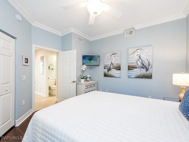 Building Photo - 2012 Tarpon Bay Dr N