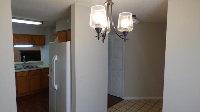 Building Photo - 2 bedroom in Jacksonville FL 32210