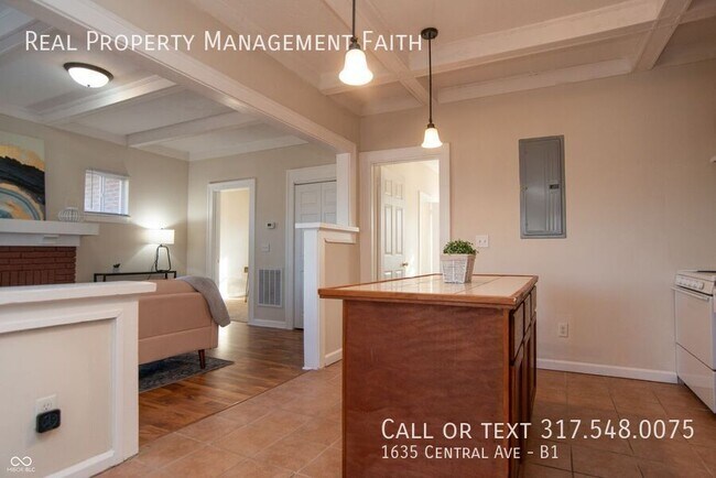 Building Photo - 1635 Central Ave