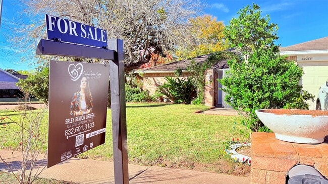 Building Photo - 13034 Birch Grove Dr