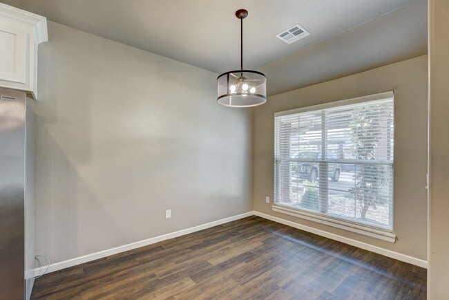 Building Photo - 5804 Campbell Creek Dr