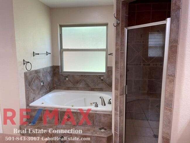 Building Photo - 59 Hickory Bend Dr