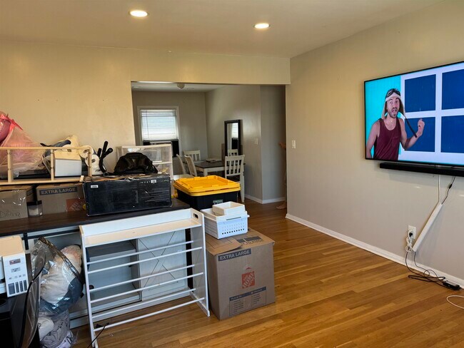 Building Photo - 54 Brighton Ave