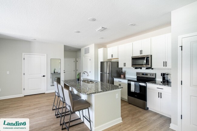 Building Photo - 84 San Filippo Dr SE