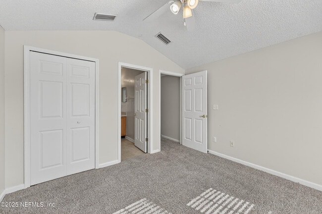 Building Photo - 9205 Redtail Dr