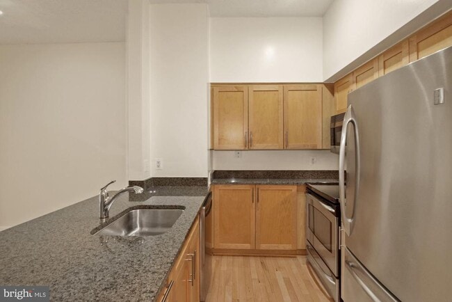 Building Photo - 7500 Woodmont Ave