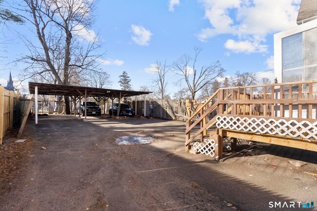 Building Photo - 66 Atwater St