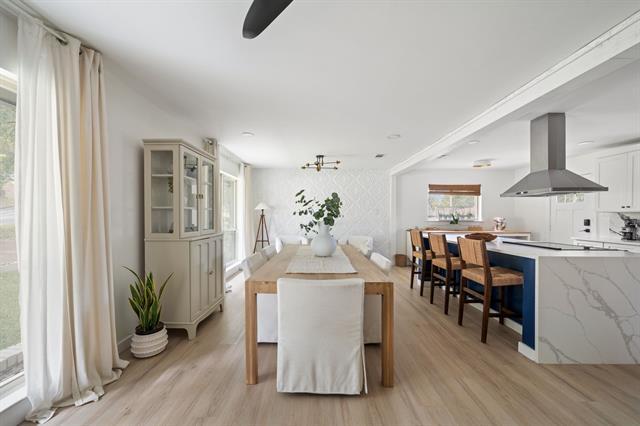 Building Photo - 905 Tarryall Dr