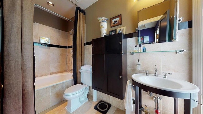 Building Photo - 2688 Rivers Edge Dr NE