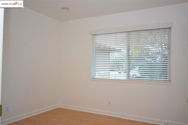 Building Photo - 1462 Kimball Ct