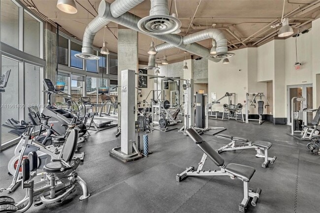 Building Photo - 690 SW 1st Ct