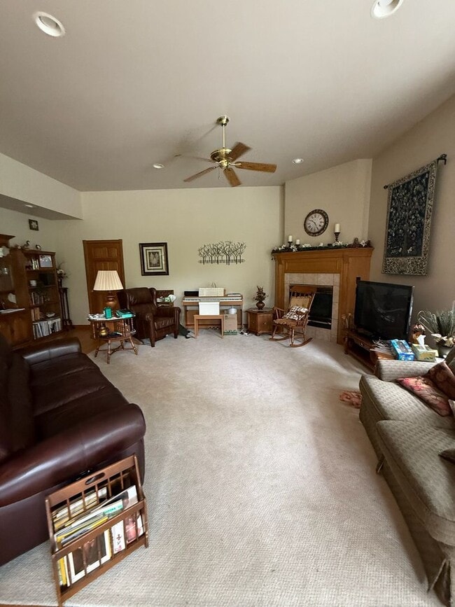 Building Photo - Beautiful Lynden Home!