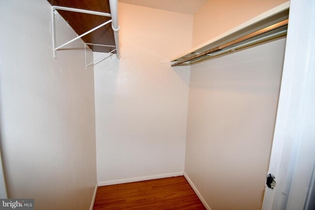 Building Photo - 1730 Heather Ln