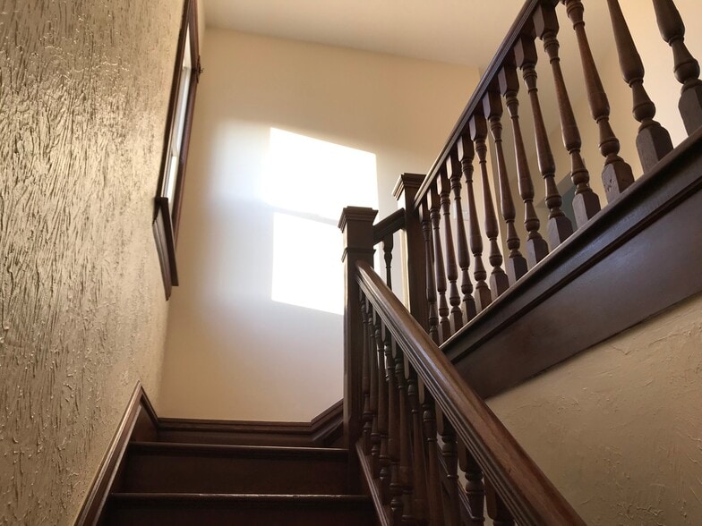 Building Photo - 1110 19th St