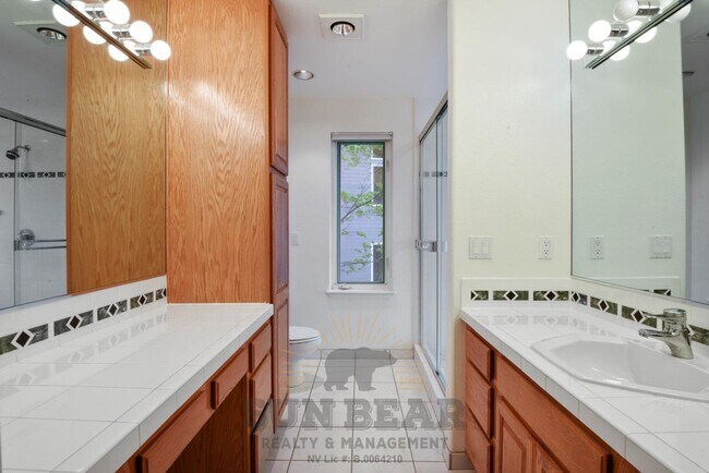 Building Photo - 101 Red Cedar Dr