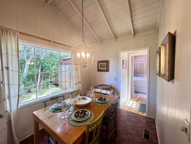 Building Photo - Idyllic Fully Furnished Cottage in Asilomar Dunes Available Monthly