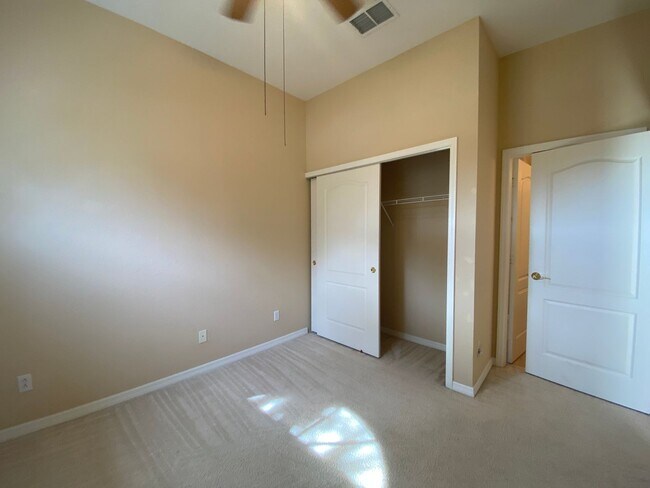 Building Photo - 2677 Blue Cypress Lake Ct
