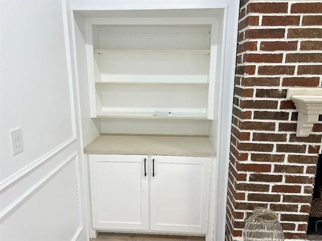 Building Photo - 1028 Silverthorn Ct