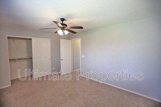 Building Photo - 14978 N 172nd Dr
