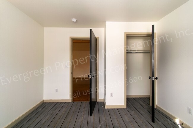 Building Photo - 419 W Mountain Ave