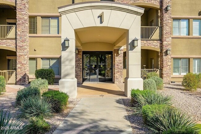 Building Photo - 5450 E Deer Valley Dr