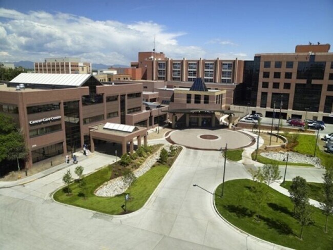 Building Photo - Remodeled Bright University District Bungalow | Garage + $500 OFF | Available Now!!