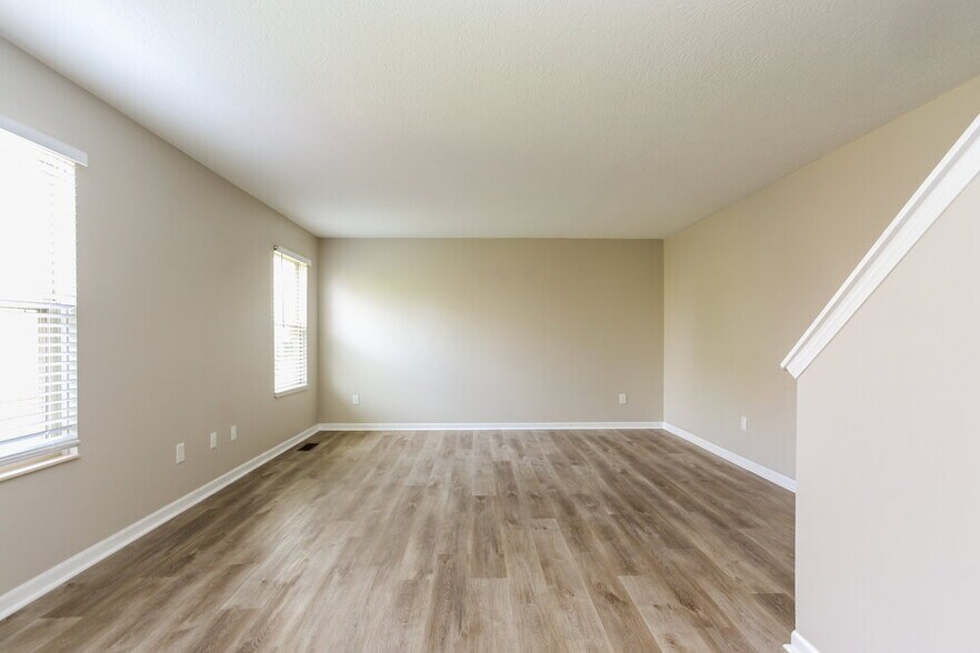 Building Photo - 8268 Parori Ln
