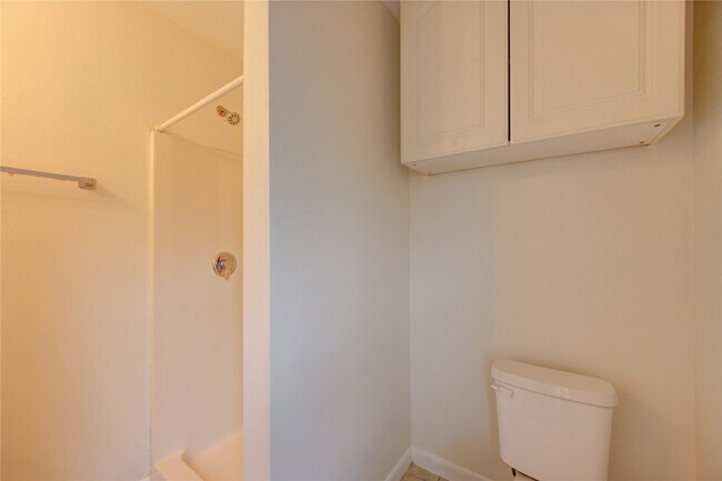Building Photo - 14823 Atterbury Dr