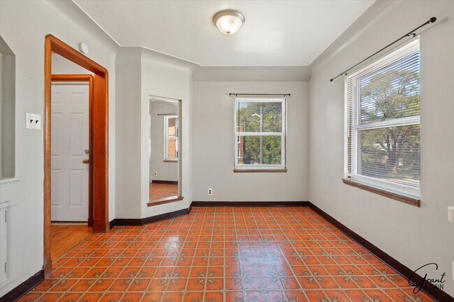 Building Photo - 5074/5076 Chalmers - Alejandro Soto