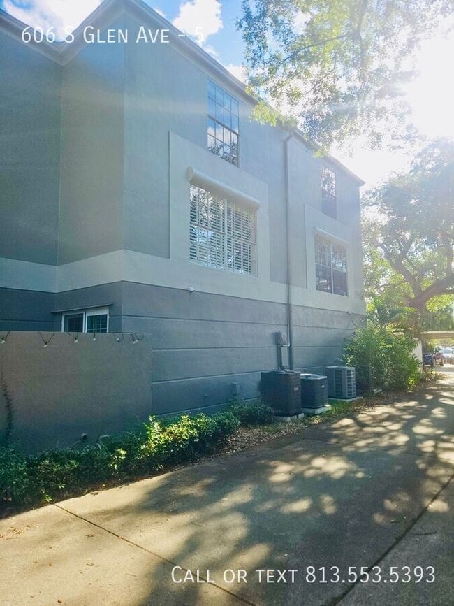 Building Photo - 606 S Glen Ave
