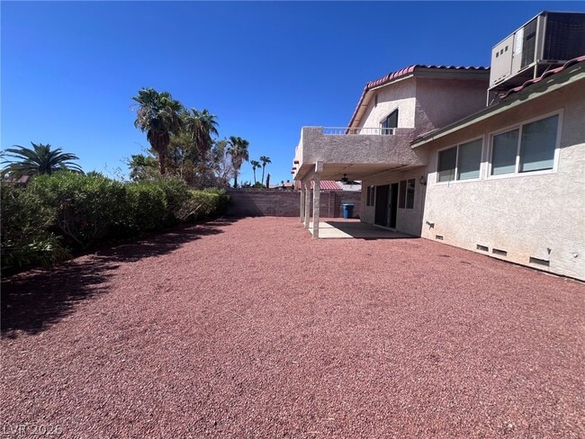 Building Photo - 3850 S Spitze Dr