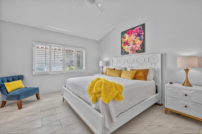 Building Photo - 77707 Cll Las Brisas S