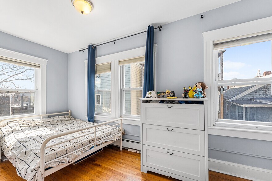 Building Photo - 42 Jefferson St