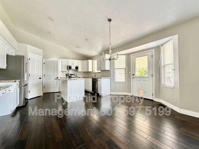 Building Photo - 4772 W 9070 S