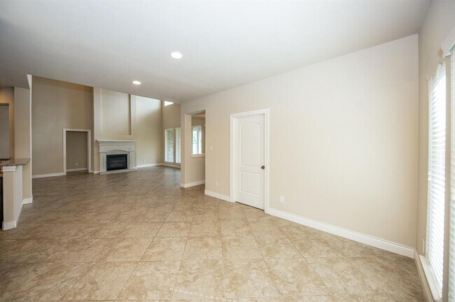 Building Photo - 27811 Bradford Ridge Dr