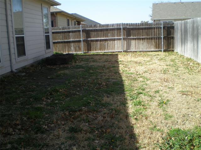 Building Photo - 5900 Ozark Dr