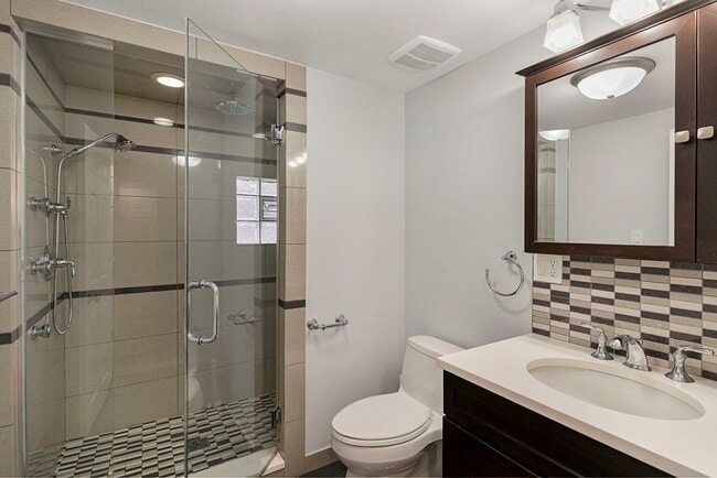 Building Photo - 3519 N Opal Ave