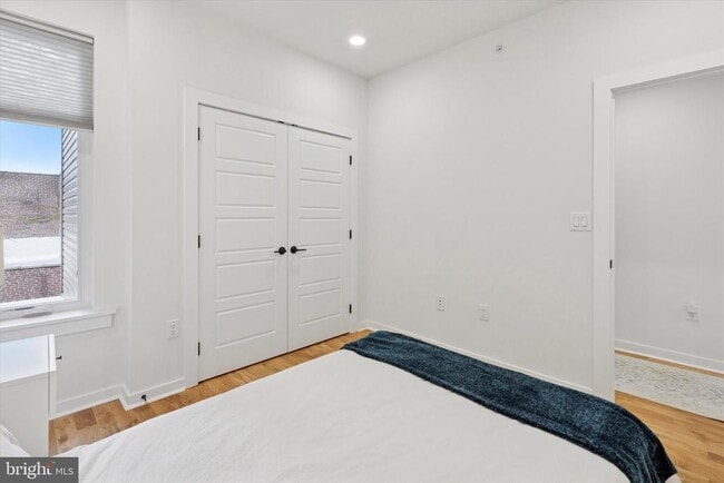 Building Photo - 23 E Durham St