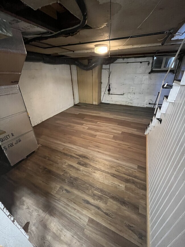 Building Photo - 605 Lehigh Ave