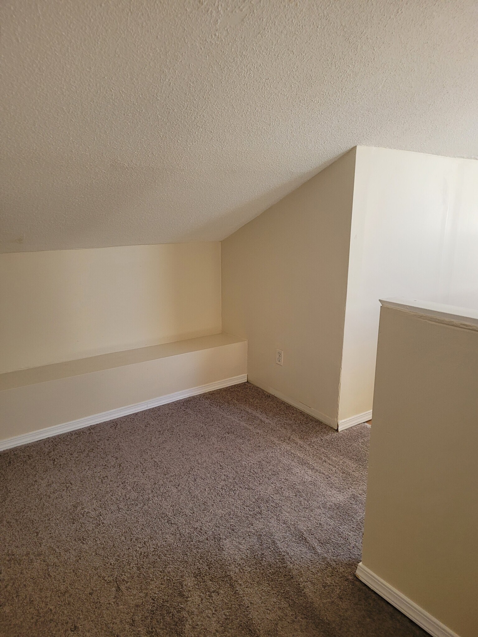 Second floor - 6963 NY-38